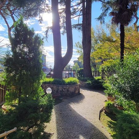 Bnb Rooms And Comfort Rome Buitenkant foto